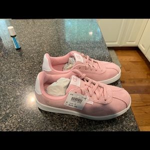 Girls new pink champion sneakers